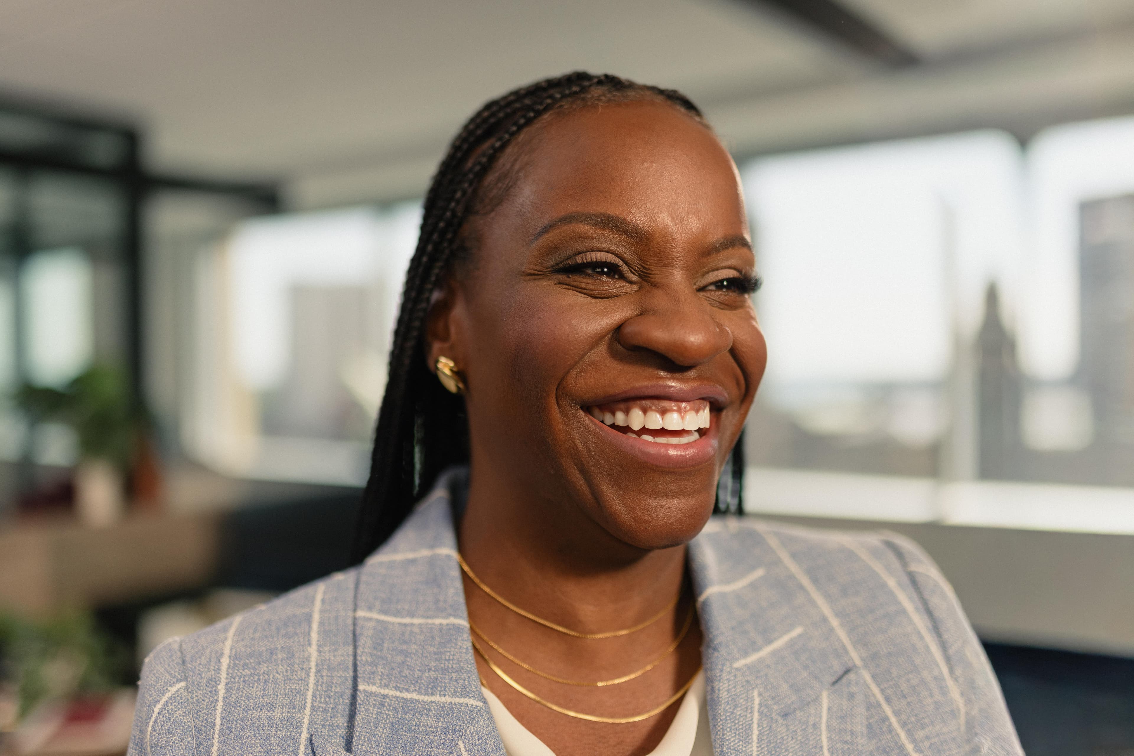 photo of Arlicia in an office